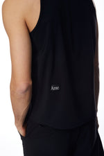 LIGHTWEIGHT TANK